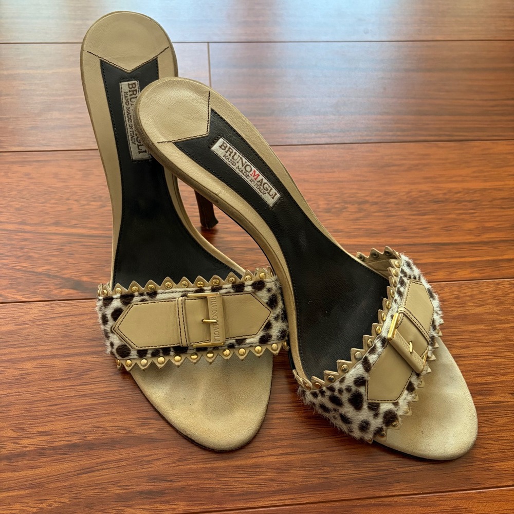 Bruno Magli Vintage Calf Hair Leopard Print Studded Mules Heels Beige Italy 40